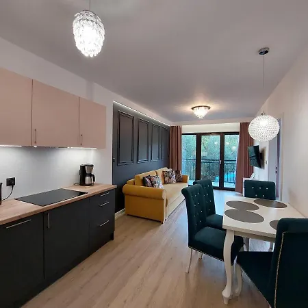 Przy Stoku In The Jungle Karpatia 公寓 *